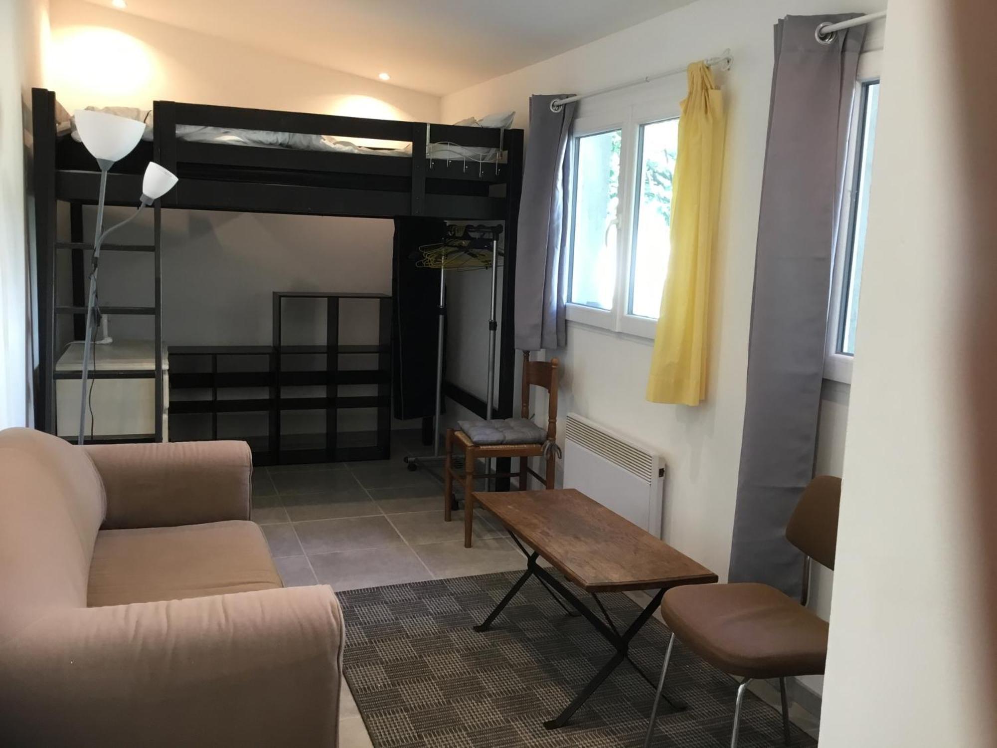 Maisonette Bedogao * Valence (Drome)